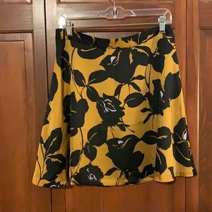 The Limited - Black and gold skirt